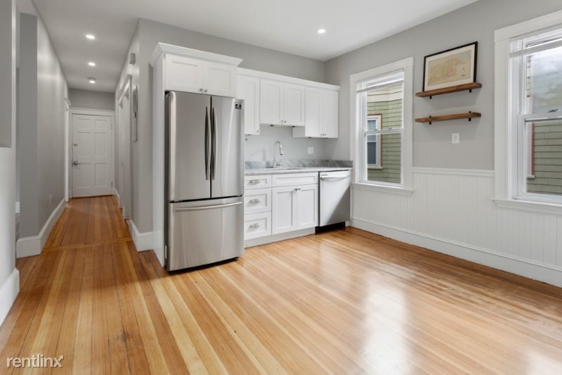 Primary Photo - 3 br, 1 bath Apartment - 9 Althea St 3 Unit 3