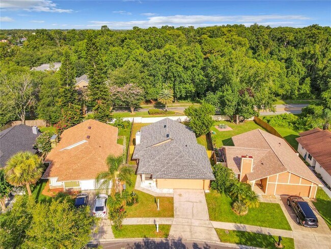 Building Photo - 1441 La Paloma Cir