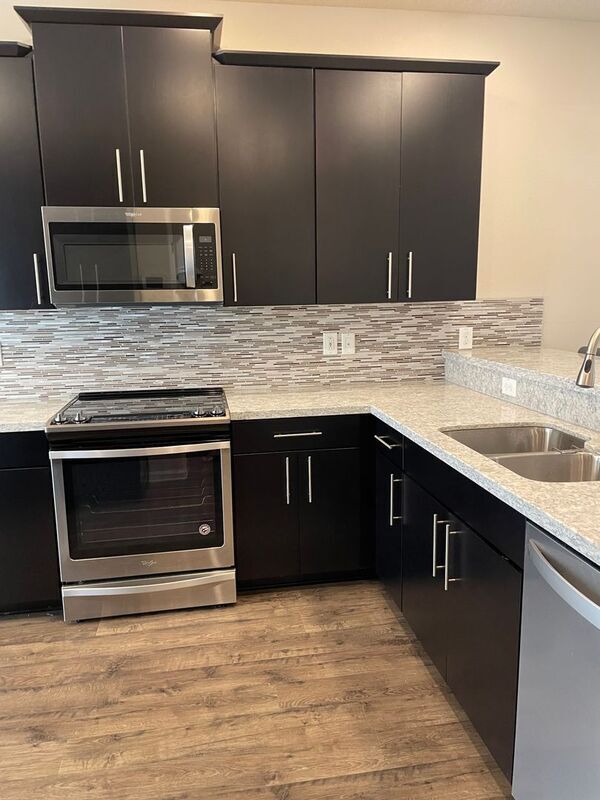 Building Photo - 2609 Amati Dr