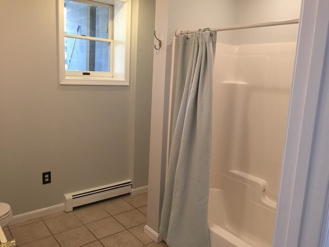 Building Photo - 5800 River Rd