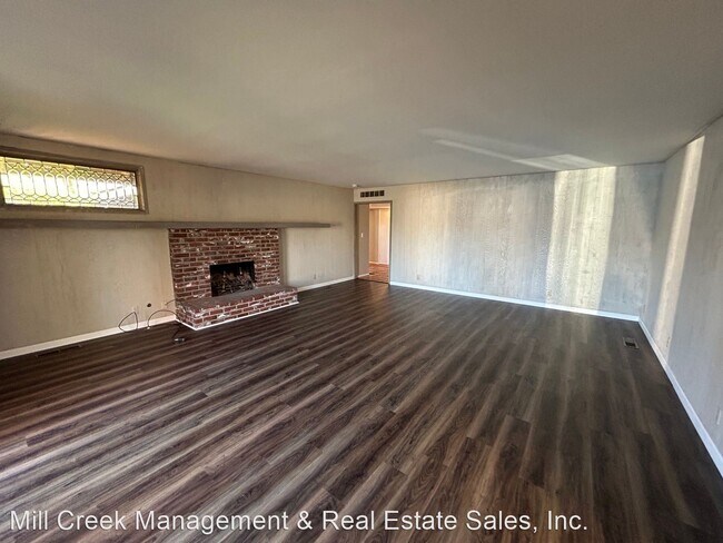 Building Photo - 3 br, 2 bath House - 523 W Howard