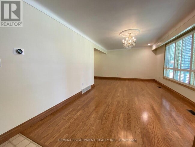 Photo du bâtiment - 4327 Mitchell Ave