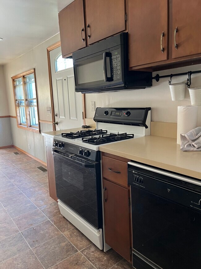 Foto del edificio - 1035 IN-25