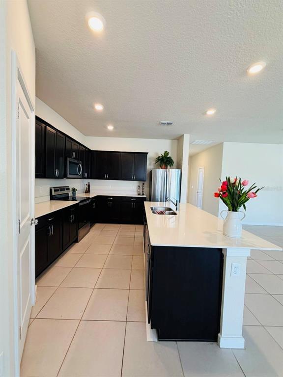 Foto del edificio - 13049 Skyway Ln