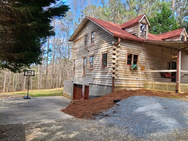Building Photo - 3928 Hardee Dr NW