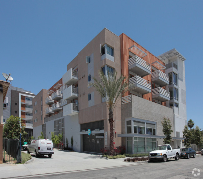 Foto del edificio - Long Beach Senior Arts Colony