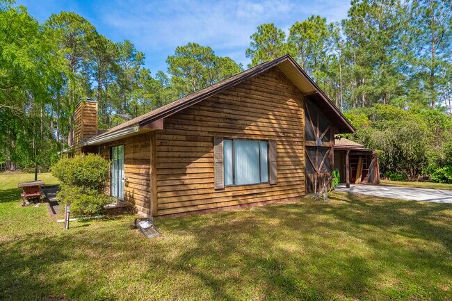 Building Photo - 1232 S Winterhawk Dr