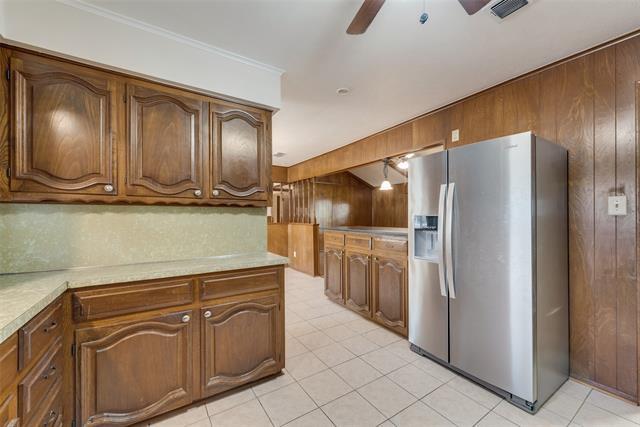 Foto del edificio - 1421 Meadow Ln
