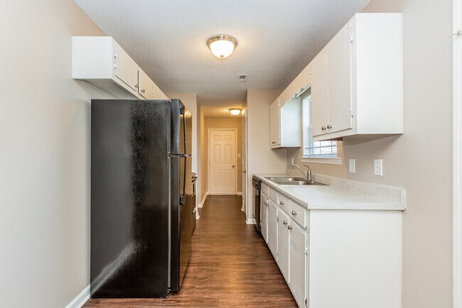 Foto del edificio - 1585 Patterson Ln
