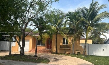 Building Photo - 1575 SW 12th Ave