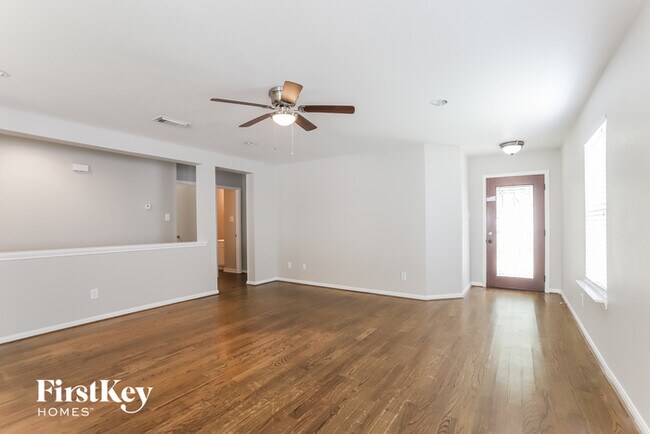 Foto del edificio - 13619 Galena Creek Dr