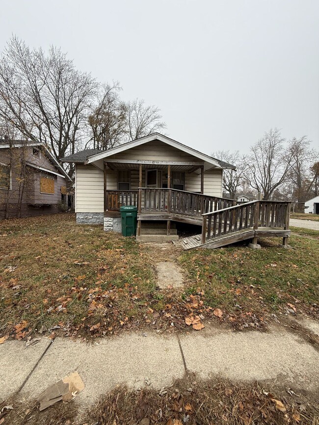 Foto del edificio - 1652 E Hickory St