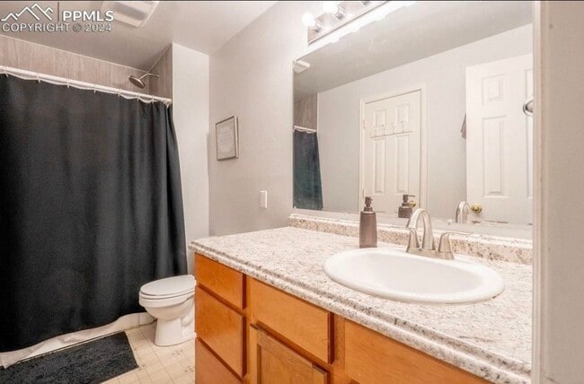 Foto del edificio - 2620 Weyburn Way