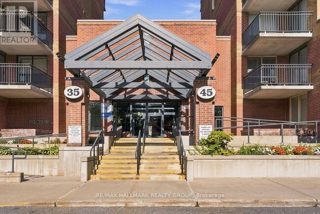 Building Photo - 45 Holland Ave