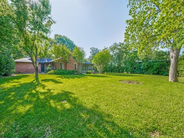 Foto principal - 10715 Royal Springs Dr