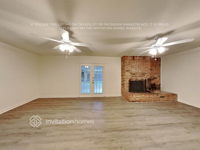 Building Photo - 10527 Mills Walk Dr
