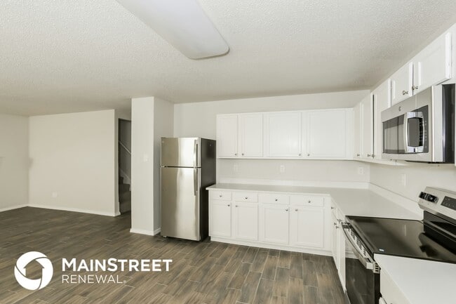 Building Photo - 5373 Royal Birkdale Dr