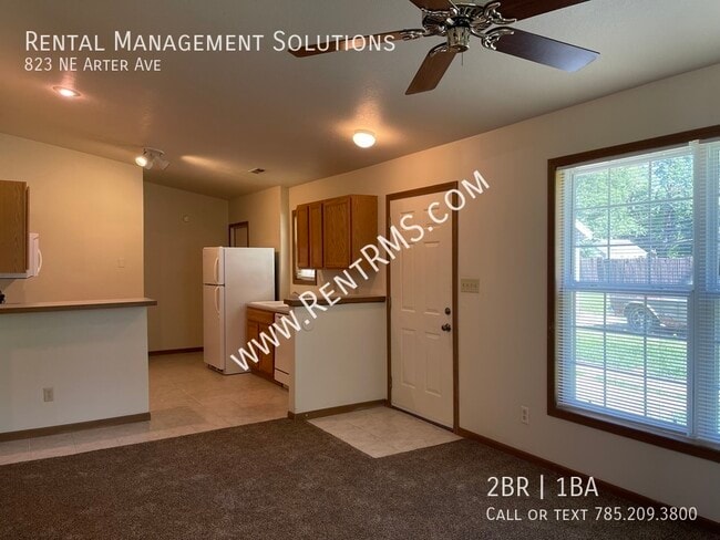 Building Photo - 823 NE Arter Ave