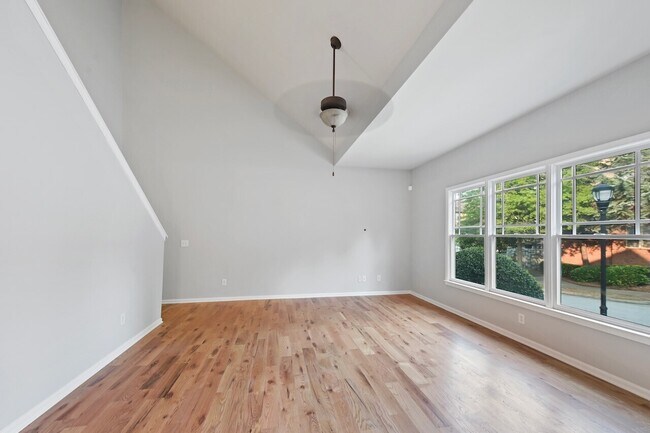 Building Photo - 973 Odessa Dr