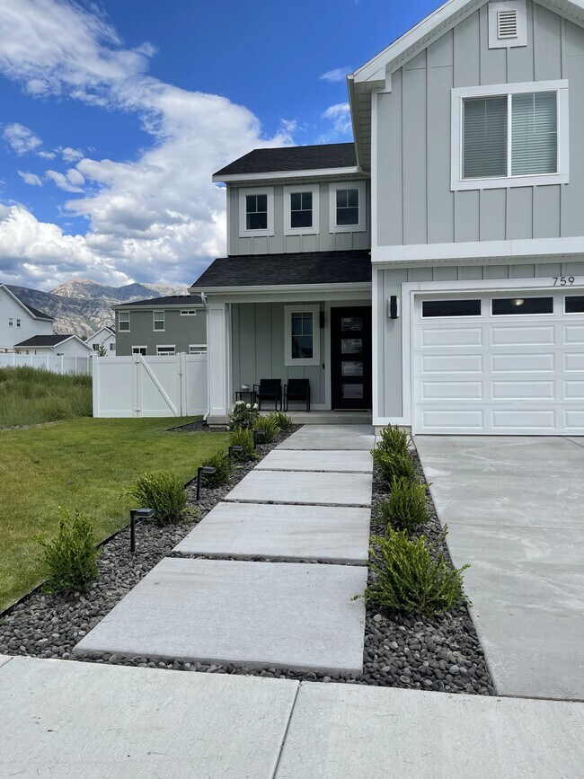 Building Photo - 759 S 290 W