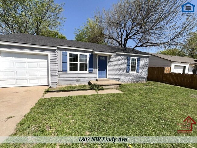 Foto del edificio - 1803 NW Lindy Ave
