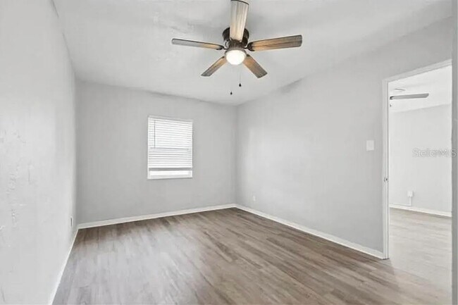 Foto del edificio - 2904 Emerson Ave S