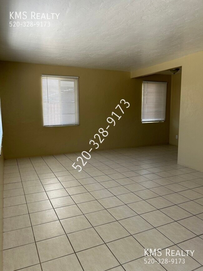 Foto del edificio - 2 Bed / 1 Bath Home - OWNER/AGENT