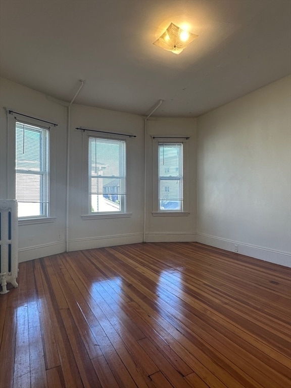 37 Dolphin Ave