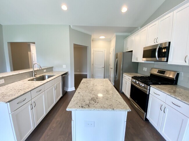 Foto del edificio - Three Bedroom Townhouse in Cypress Ridge!