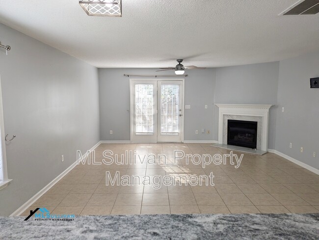 Building Photo - 2327 Turtle Point Dr