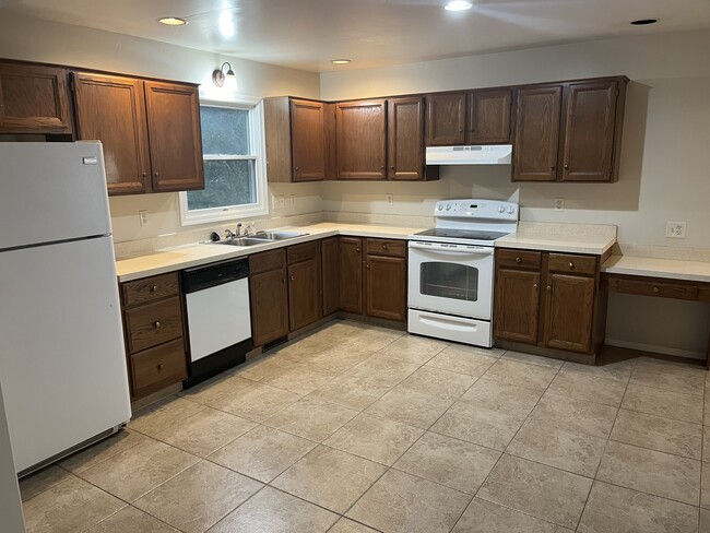 Foto del edificio - 7518 Anderson Ave NE