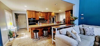 Building Photo - 3338 Rockview Ct