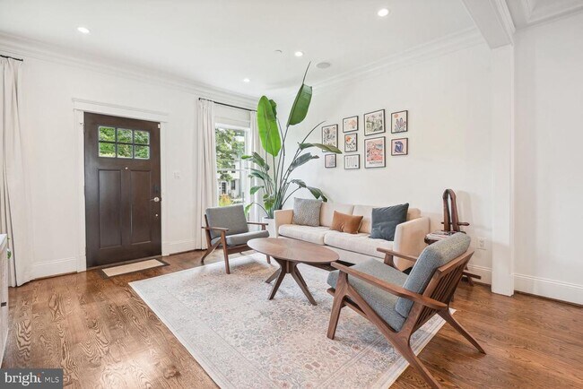 Foto del edificio - 3713 S St NW