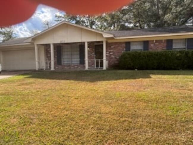 Building Photo - 1853 Smallwood St