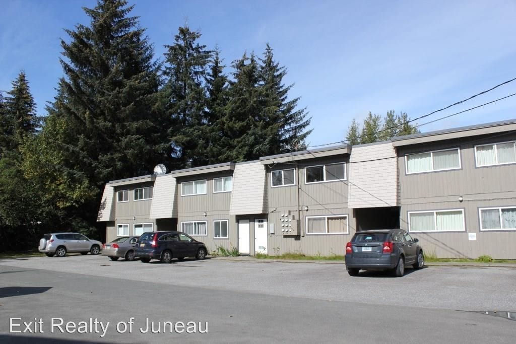 1 br, 1 bath House 3345 Tongass Blvd Unit 3 House Rental in Juneau, AK