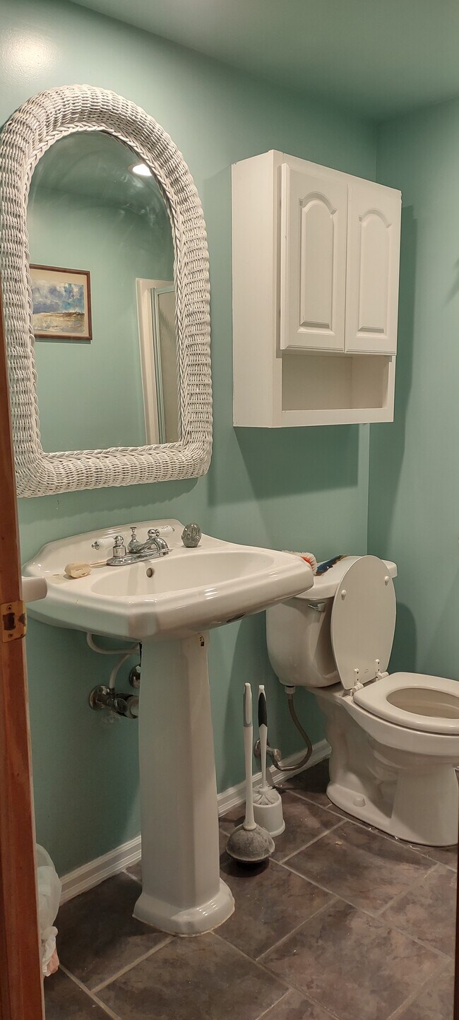 Foto del edificio - 883 Park Knoll Dr