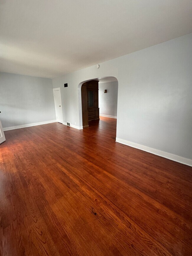 Foto del edificio - 334 N Walnut St