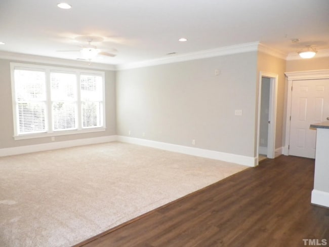 Building Photo - 913 Portstewart Dr