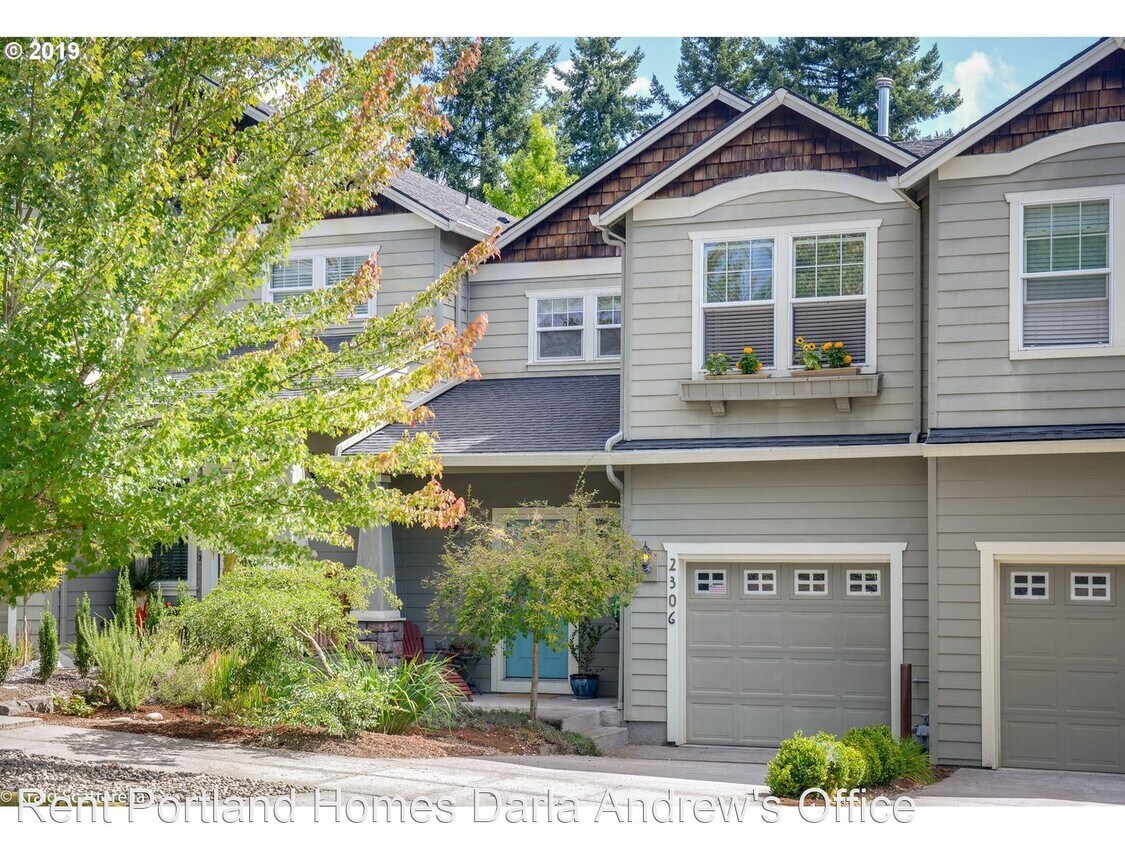 Primary Photo - 3 br, 2.5 bath House - 2306 SE 75th Ave.