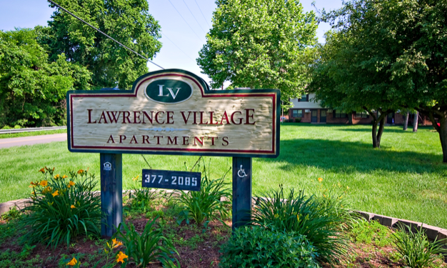 Foto del edificio - Lawrence Village