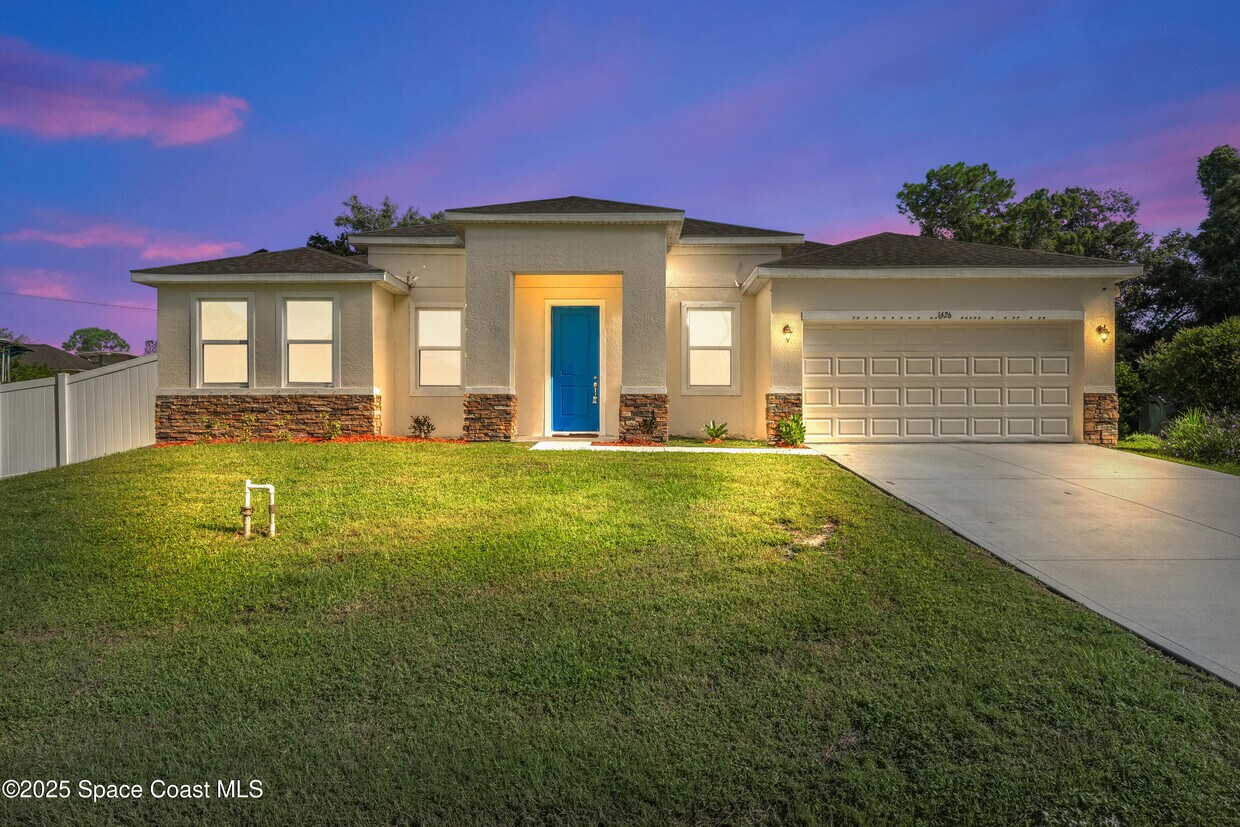 Foto principal - 1426 Seeley Cir NW