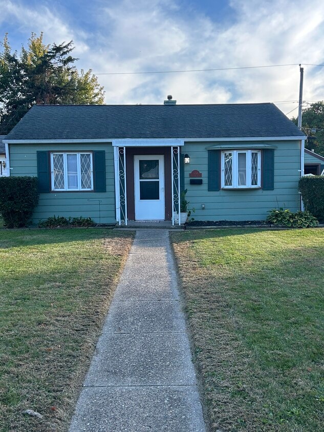 Front of house - 3718 15th Ave