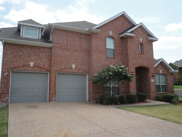 Building Photo - 627 Campolina Drive