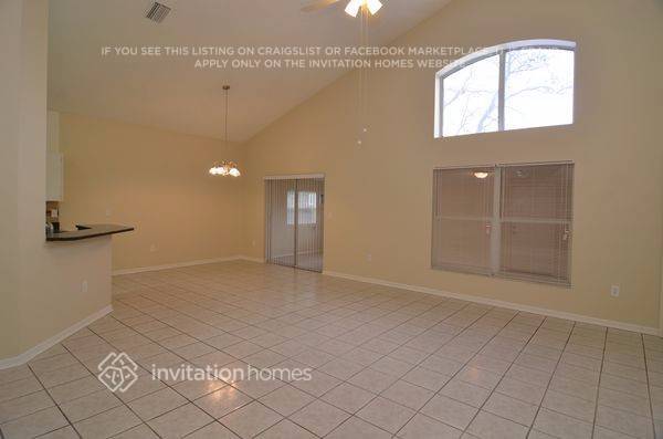 Foto del edificio - 1605 Elk Spring Dr