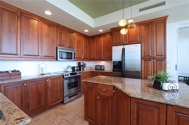 Foto del edificio - 4951 Bonita Bay Blvd