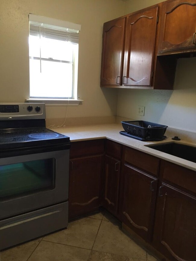 Foto del edificio - College Station - 1 bedroom / 1 bath Apart...