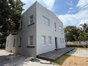 Building Photo - 6828 NW 3rd Ave