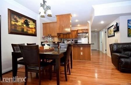 Foto del edificio - 3855 Ingraham St