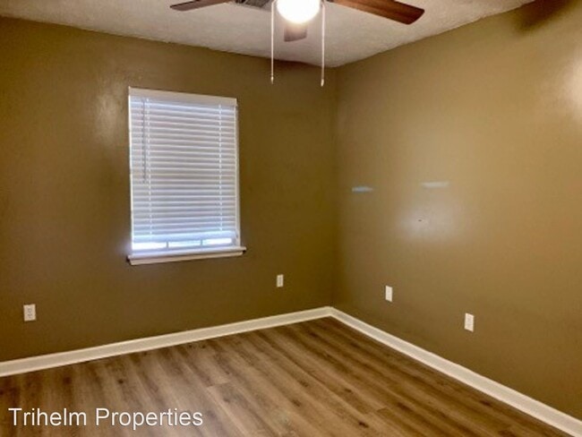 Building Photo - 3 br, 2 bath House - 327 E School Street