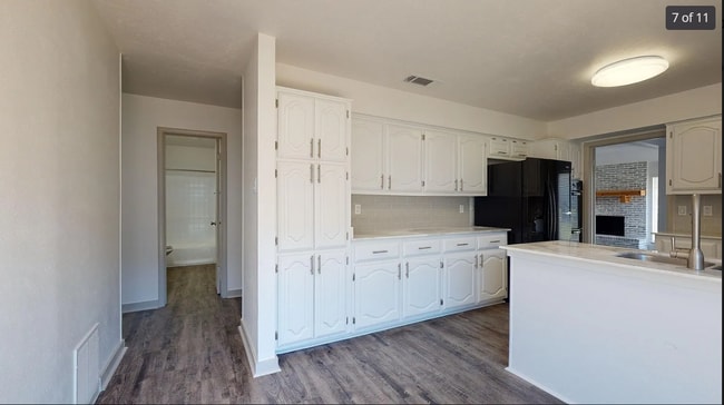 Kitchen - 210 Trellis Pl